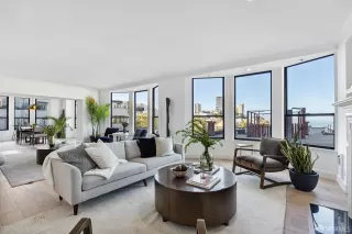 Photo #4: 423909304 Listing 