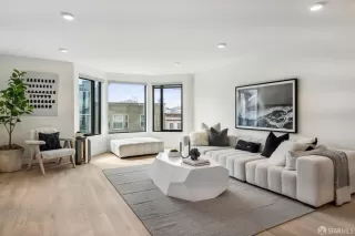 Photo #2: 423909447 Listing 