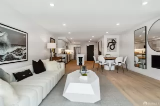 Photo #6: 423909447 Listing 