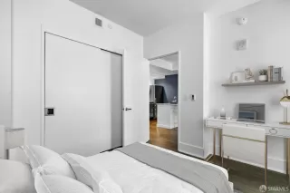 Photo #6: 423909570 Listing