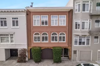 Photo #1: 423909629 Listing