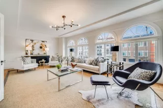 Photo #5: 423909629 Listing