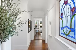 Photo #3: 423909792 Listing