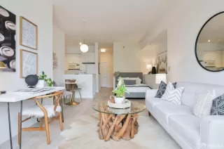 Photo #6: 423910005 Listing