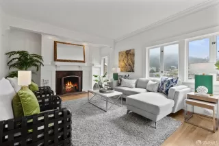 Photo #2: 423910047 Listing