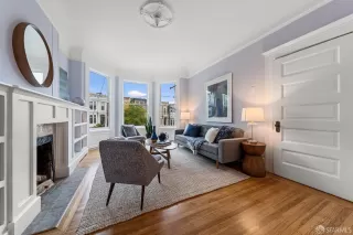 Photo #1: 423910394 Listing