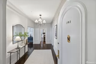 Photo #2: 423910507 Listing