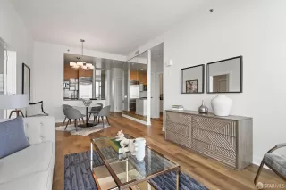 Photo #2: 423910522 Listing 