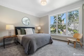 Photo #5: 423910847 Listing