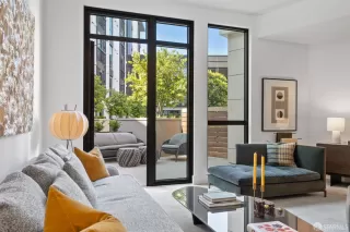 Photo #2: 423911032 Listing