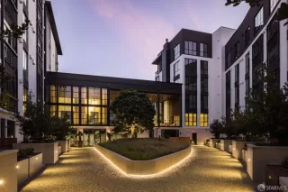 Photo #4: 423911032 Listing