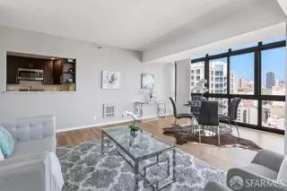 Photo #4: 423911370 Listing 