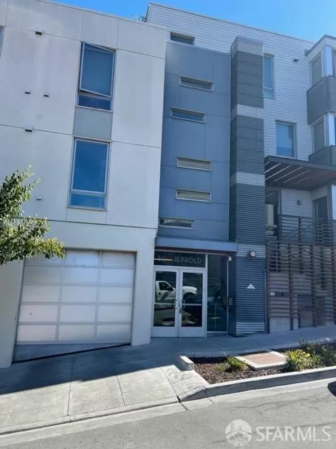 MLS: 423911461 Condo For Sale