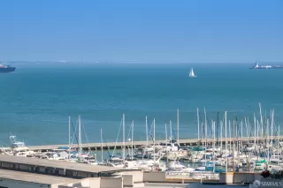 Photo #5: 423911639 Listing