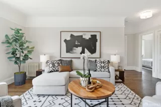 Photo #6: 423911676 Listing 