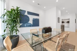 Photo #4: 423911747 Listing