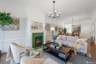 Photo #4: 423912004 Listing