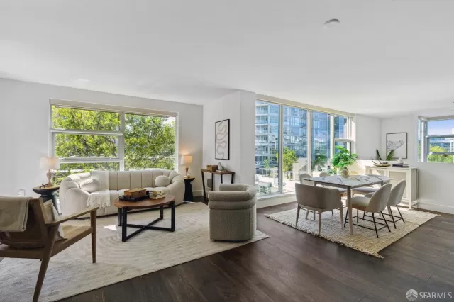 MLS: 423912278 Condo For Sale