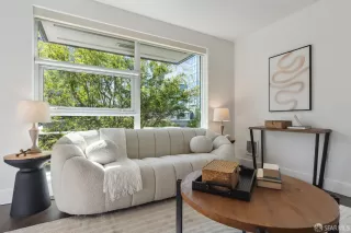 Photo #6: 423912278 Listing