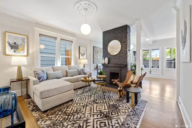 MLS: 423912674 Condo For Sale