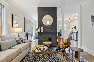 Photo #3: 423912674 Listing