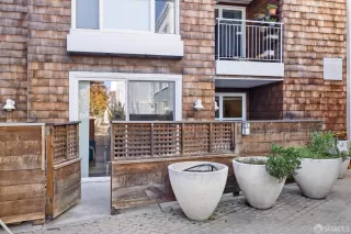 Photo #2: 423913031 Listing