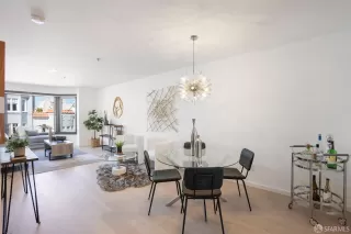 More Details about MLS # 423913121 : 1945 WASHINGTON STREET #402