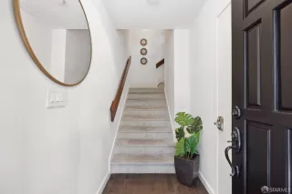 Photo #2: 423913141 Listing