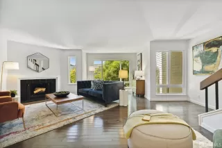 Photo #4: 423913141 Listing