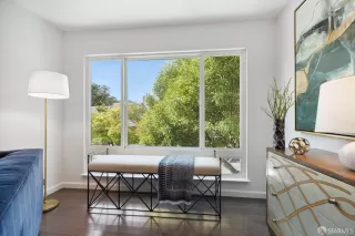 Photo #5: 423913141 Listing