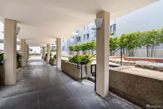 Photo #3: 423913696 Listing 