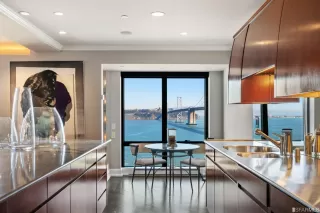 Photo #4: 423913800 Listing 