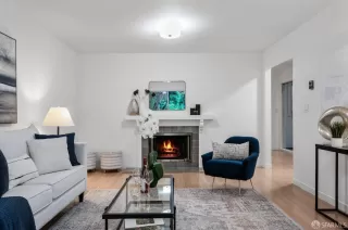 Photo #6: 423914007 Listing