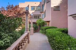 Photo #5: 423914054 Listing 