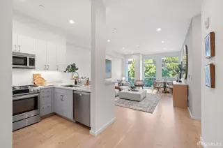 Photo #6: 423914102 Listing 