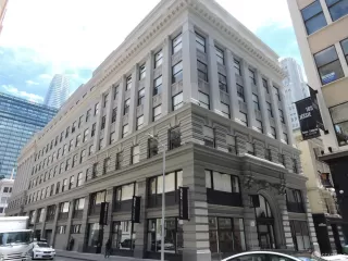 Photo #3: 423914581 Listing