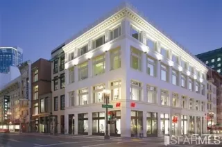 Photo #2: 423914886 Listing 