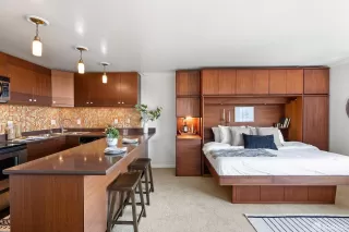 Photo #3: 423915406 Listing 