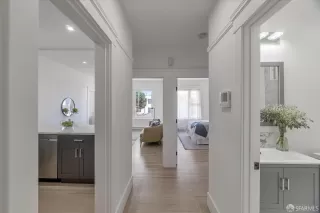 Photo #3: 423915766 Listing 