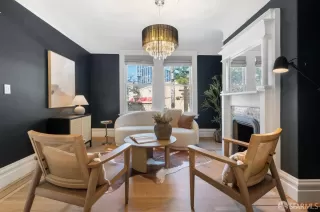 Photo #2: 423915767 Listing 