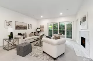 Photo #1: 423916288 Listing