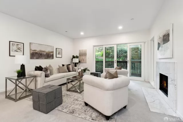 MLS: 423916288 Condo For Sale