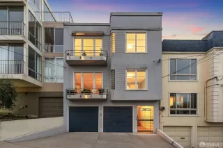 Photo #2: 423916389 Listing