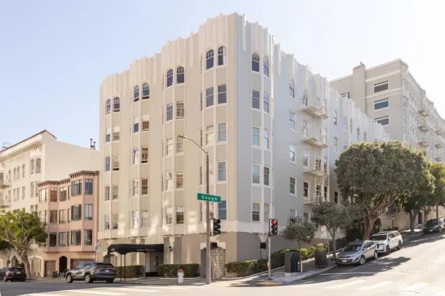 MLS: 423916941 Condo For Sale