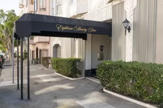 Photo #3: 423916941 Listing