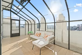 Photo #6: 423917279 Listing 