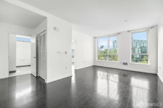 Photo #1: 423917339 Listing 