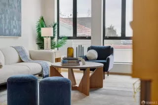 Photo #4: 423917482 Listing 