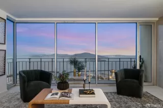 Photo #2: 423917498 Listing 