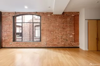 Photo #5: 423918026 Listing